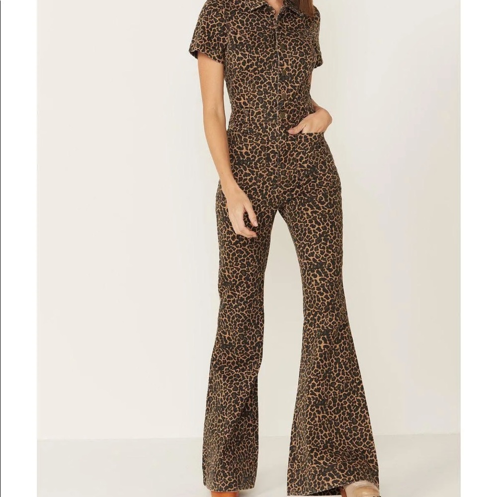 Show me your Mumu Everhart jumpsuit.